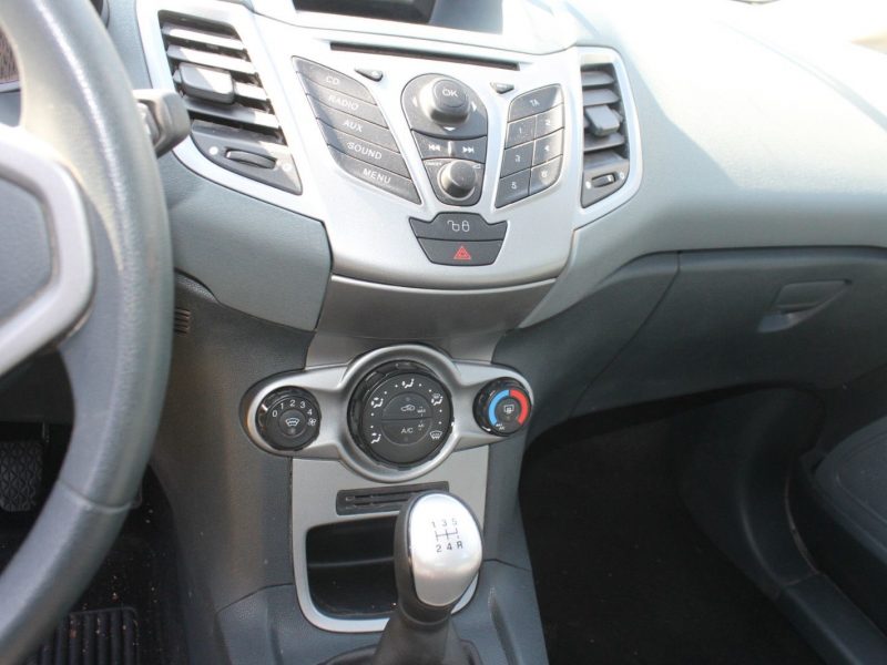 Ford Fiesta Trend*Euro5*TÜV bis 07.2025*Wasserschaden*