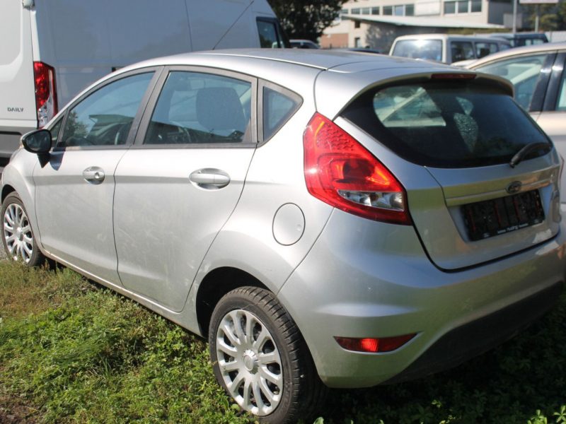 Ford Fiesta Trend*Euro5*TÜV bis 07.2025*Wasserschaden*