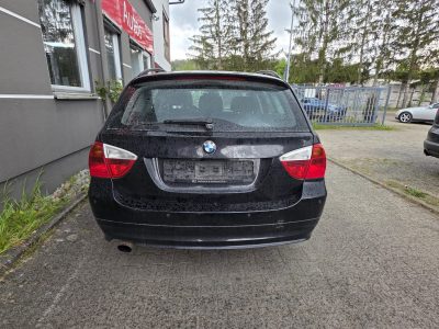 BMW 318i*Panorama-Dach*TÜV bis Nov*