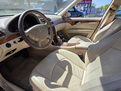 Mercedes-Benz E 220 CDI ELEGANCE*Schiebedach*NAVI*
