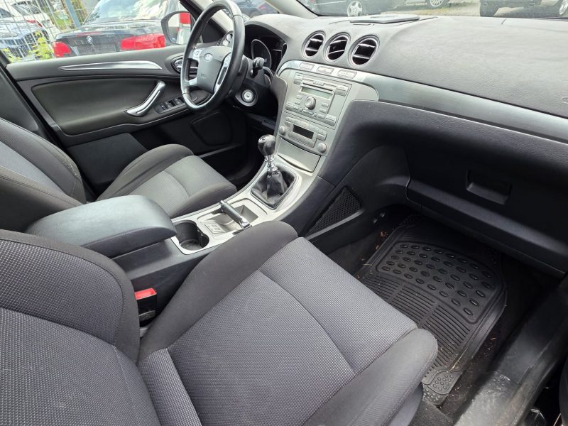 Ford S-Max 2,5*Leichtmetallfelgen*Winterreifen*Motorschaden!