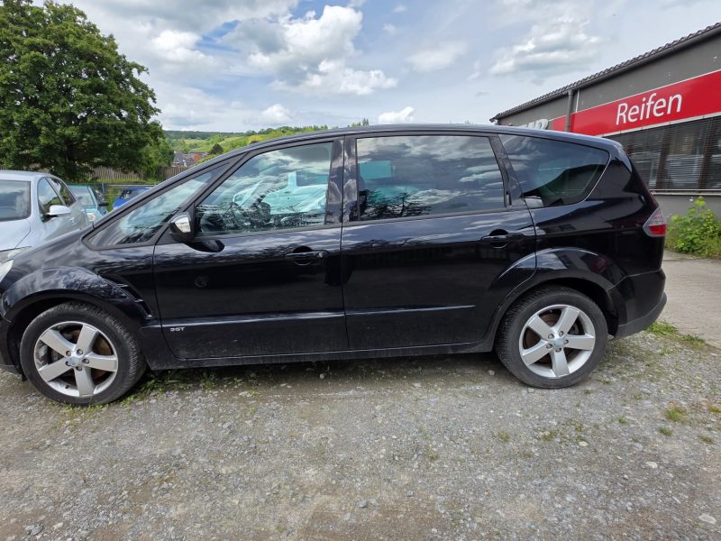 Ford S-Max 2,5*Leichtmetallfelgen*Winterreifen*Motorschaden!