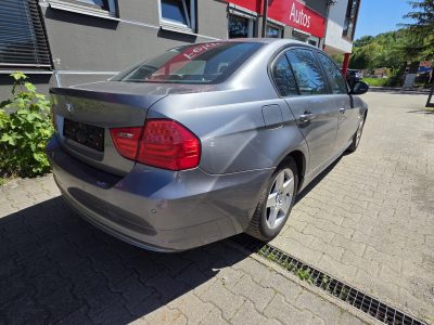 BMW 318i Edition* beschädigt*