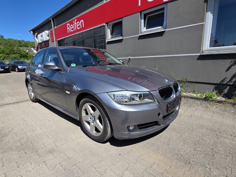 BMW 318i Edition* beschädigt*