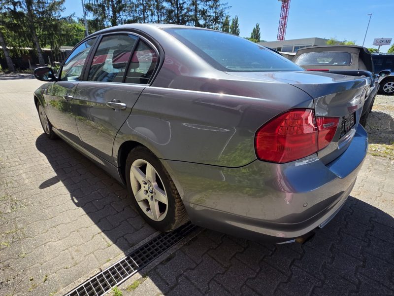 BMW 318i Edition* beschädigt*